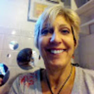 Meet your Posher, Debbie